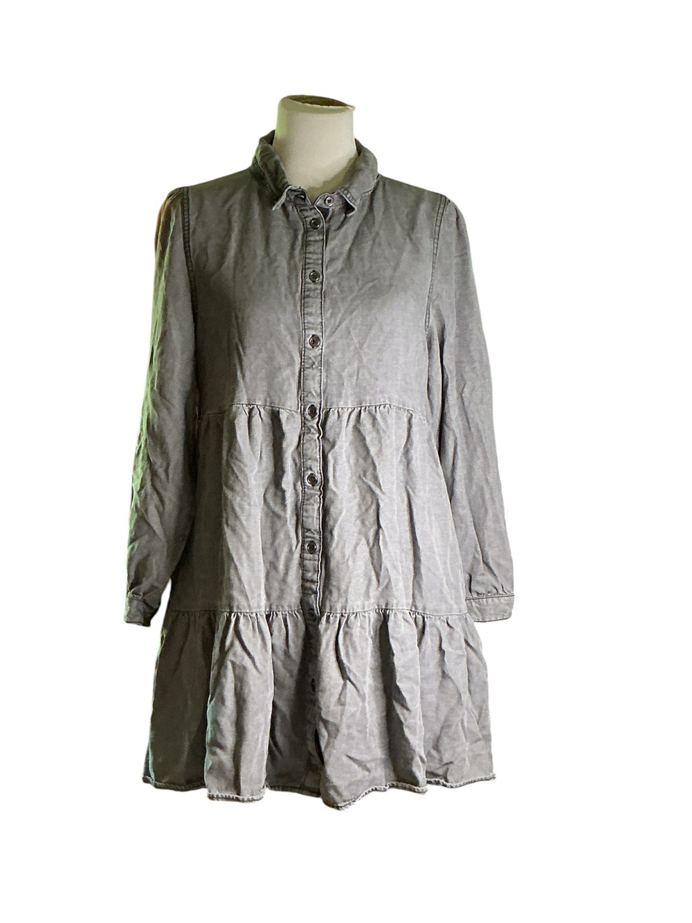Serra Gray Tiered Button-Front Long Sleeve Dress
